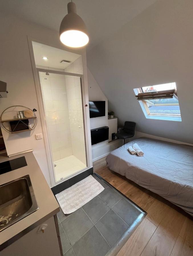 Апартаменты Cosy Studio Saint-Lazare Париж Экстерьер фото